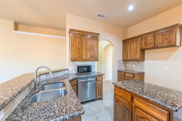 Building Photo - 918 Witherby Ln