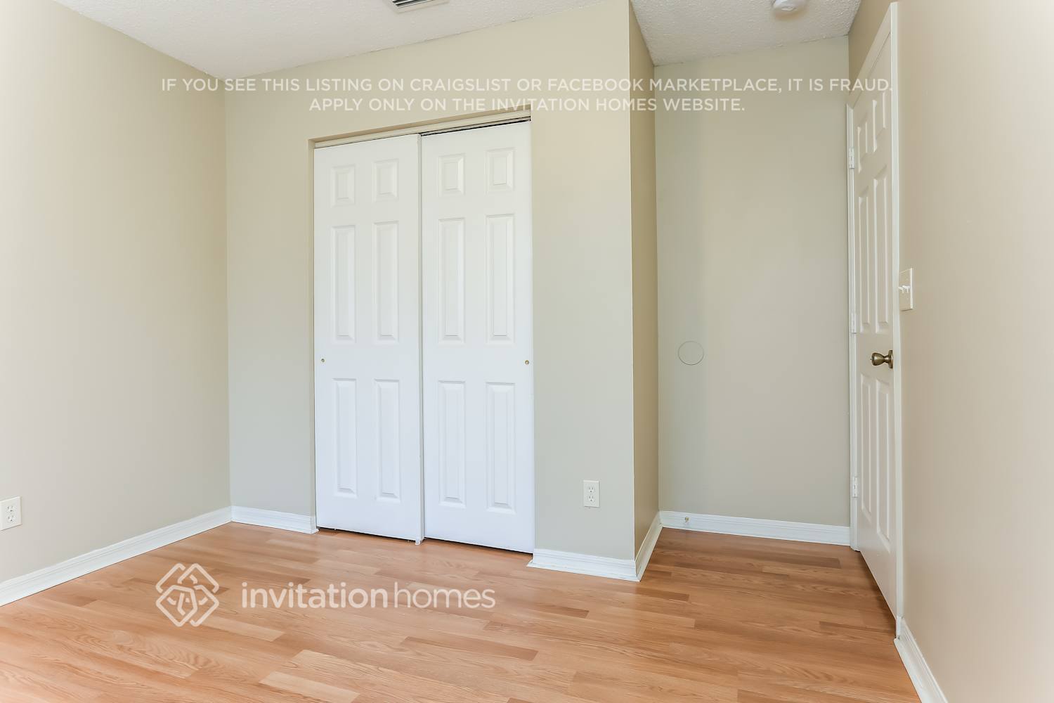 Building Photo - 10621 SW 14th Ct