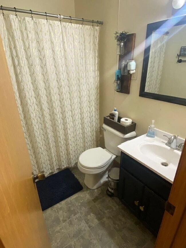 Building Photo - 822 Beech St