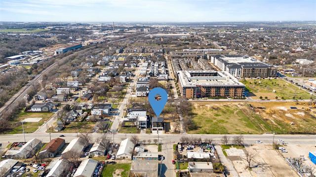 Building Photo - 2611 Sylvan Ave