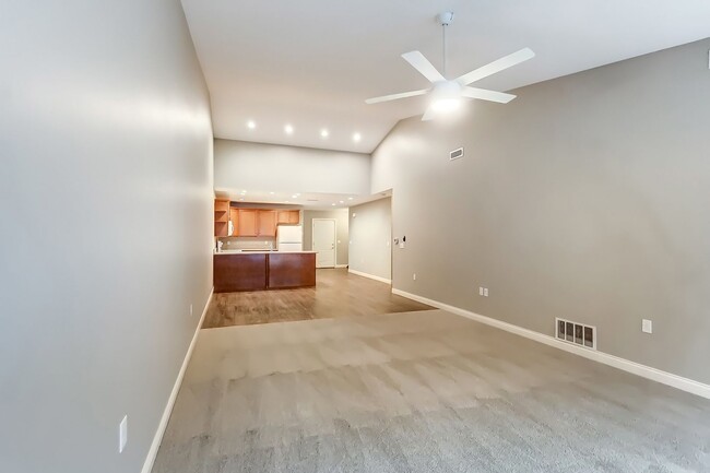 Building Photo - Victory Place Villas - 2 Bedroom, 2 Bathroom