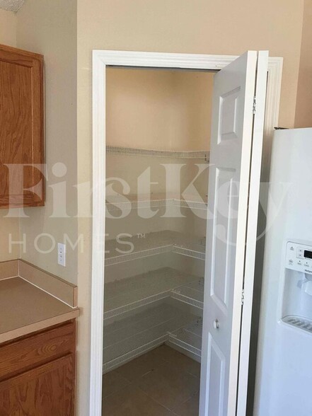 Building Photo - 1175 St Tropez Ct