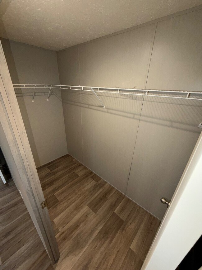 Building Photo - 1101 Old Dixie Hwy N