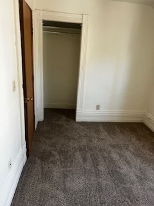 Building Photo - 809 N 3rd St