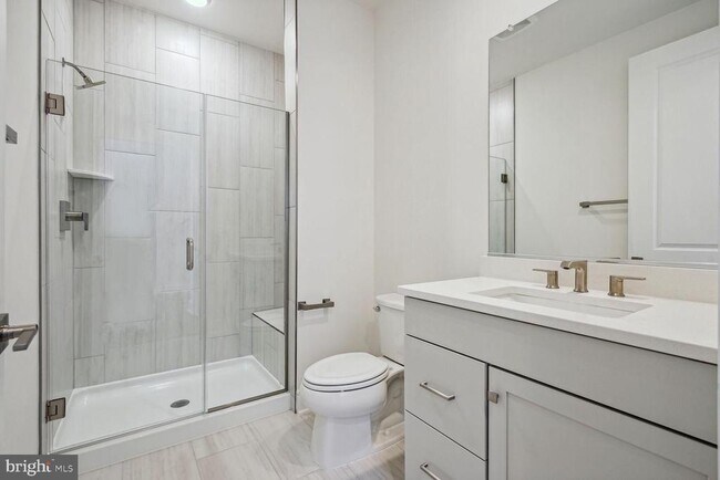 Building Photo - 23115 Glenwood Hts Cir