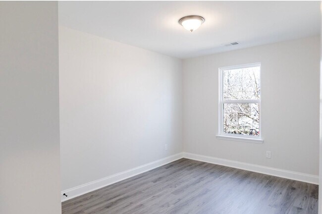 Building Photo - 22nd Townhomes