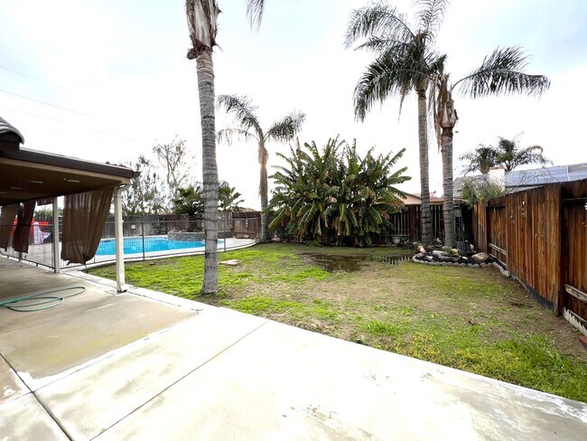 Building Photo - 3013 Verdugo Ln