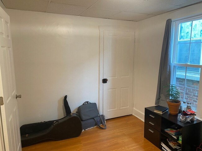 Building Photo - 3 Bedroom, 2 Bath Home in Manheim - Fenced...