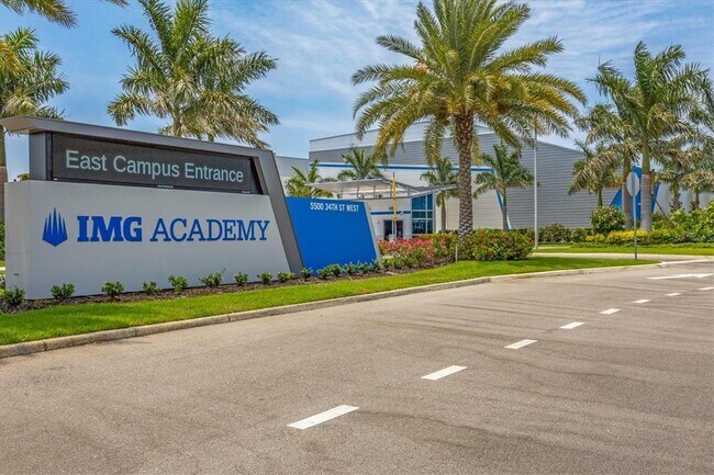 Building Photo - 5445 46th Ct W