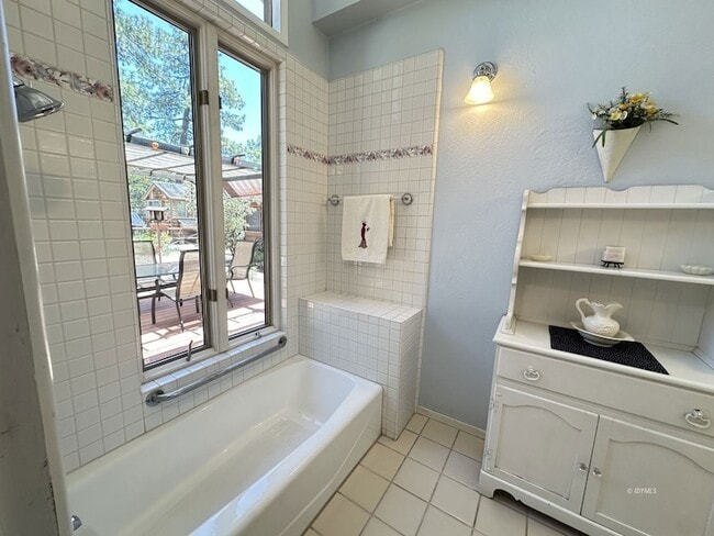 Building Photo - 26748 Mcmahan