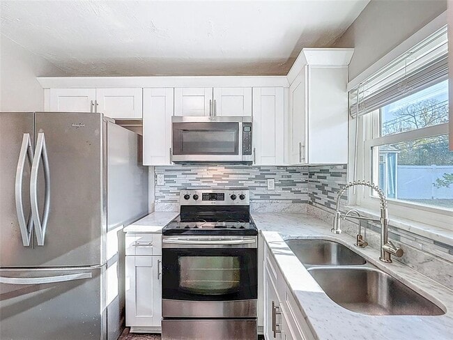 Building Photo - 7401 16th St N