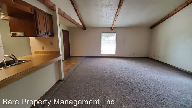 Building Photo - 2 br, 1 bath House - 2002 Twisted Oak Drive