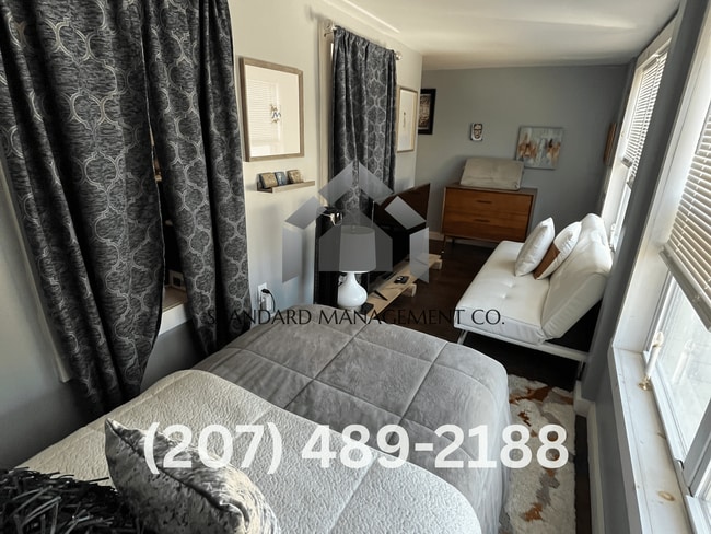 Building Photo - Fully Furnished 4 Bed Single Family House ...