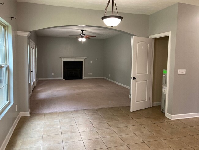 Building Photo - 103 Ashmore Ct