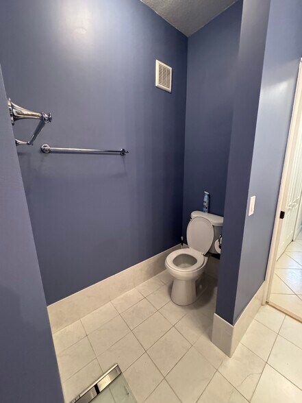Building Photo - 4415 SW 160th Ave