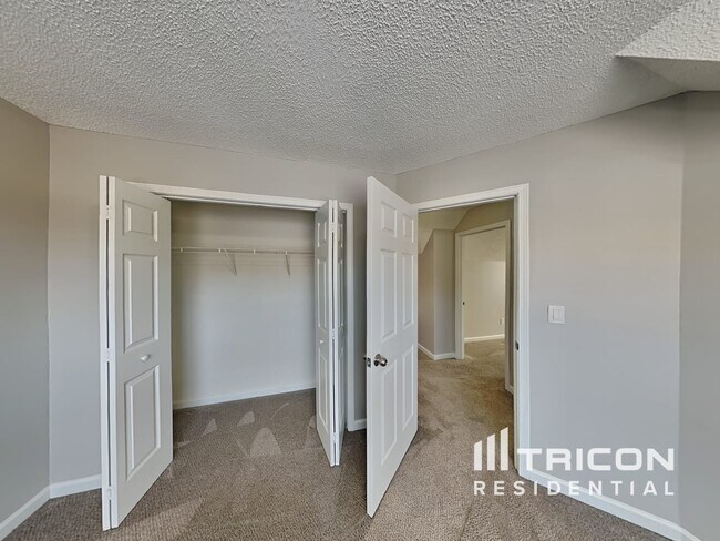 Building Photo - 218 Bo Simpson Pkwy