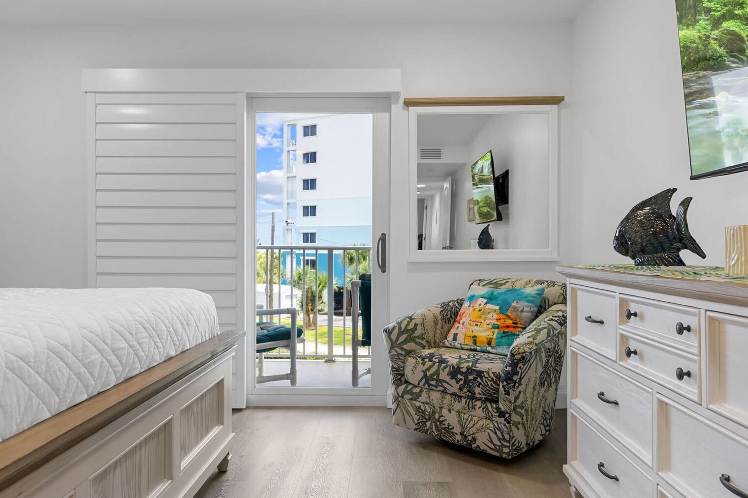 Building Photo - 274 Barlow Ave