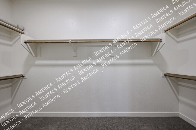 Building Photo - 743 N Abalone Ct.