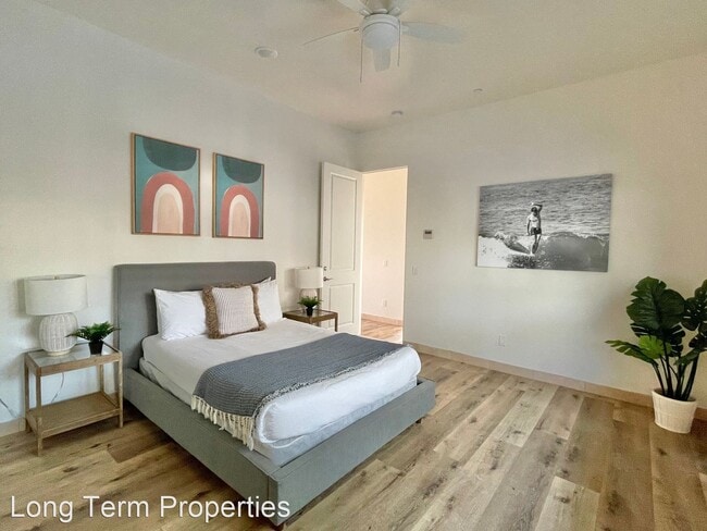 Building Photo - 5 br, 6 bath House - 1284 Pine Ave