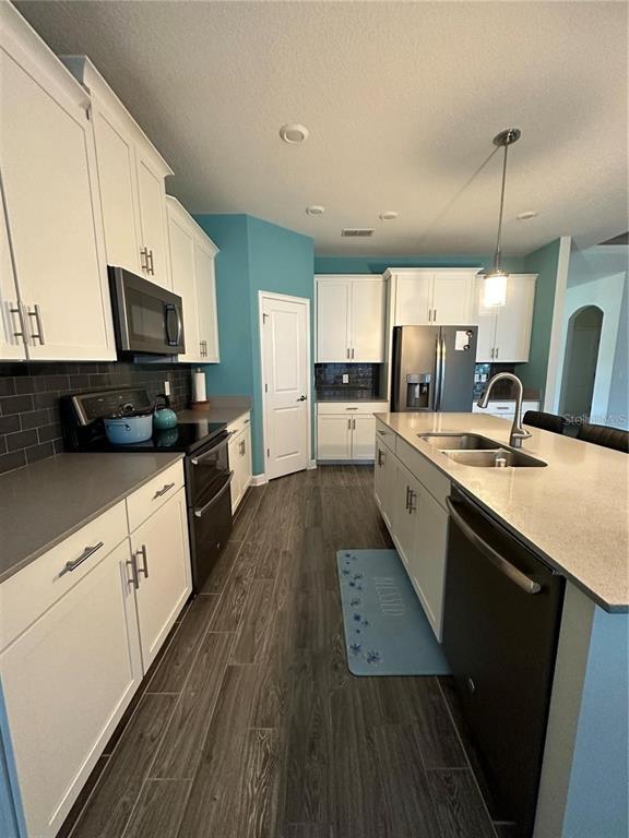 Building Photo - 4693 Fairy Tale Cir