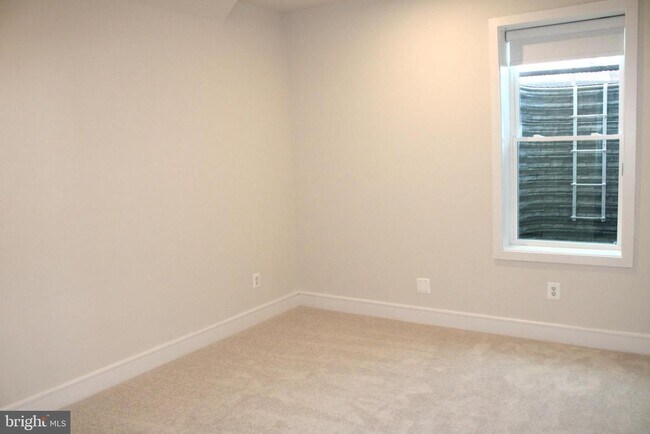 Building Photo - 41887 Night Nurse Cir