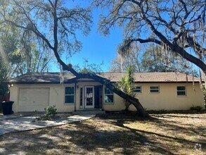 Building Photo - 3/2/1 home just south of Downtown St Pete