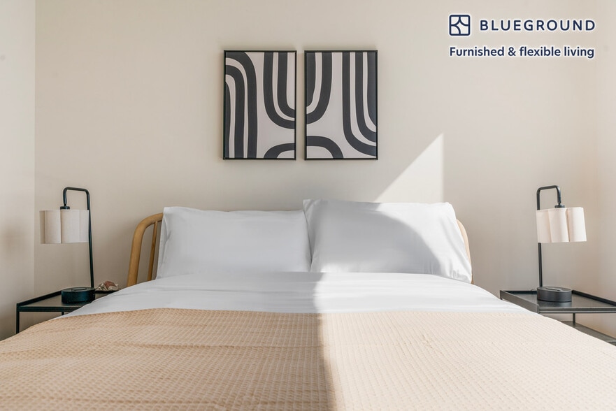 Building Photo - 1300 Yards Pl SE