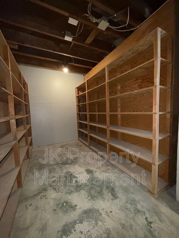 Building Photo - 309 10th St N