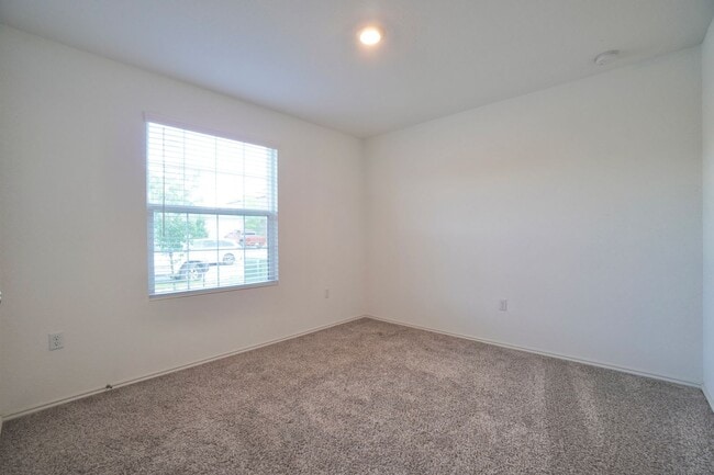 Building Photo - 10709 Steinbeck Dr