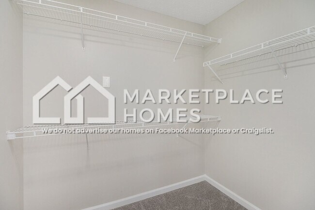 Building Photo - 257 Bonnie Sue Dr