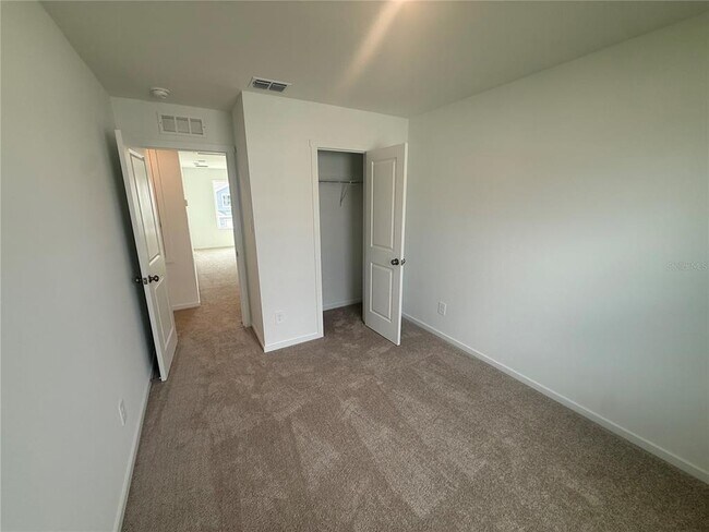 Building Photo - 1562 Plank Pl