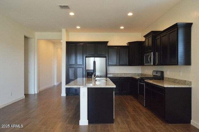 Building Photo - 9320 S 55th Pl