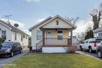 Building Photo - 1216 8th Ave