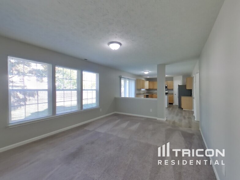 Building Photo - 16736 Yeoman Way