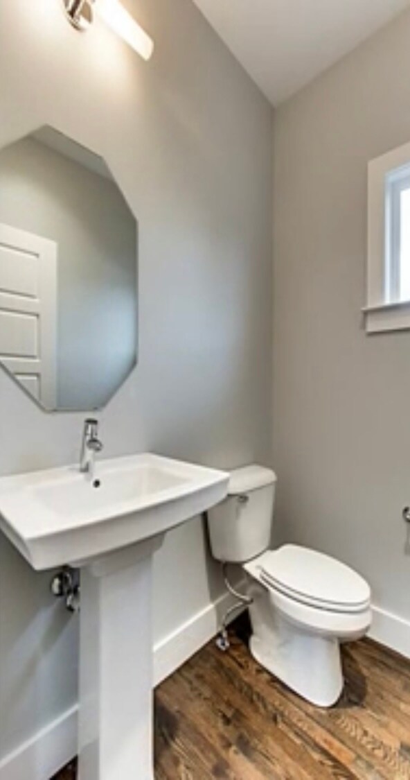 Half bath lower floor - 2003 9th Ave N