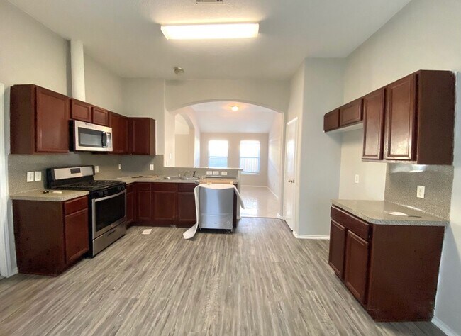 Building Photo - 4211 Buras Pass Ln