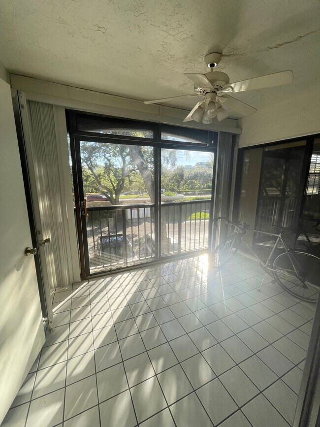 Building Photo - 11998 NW 11th St