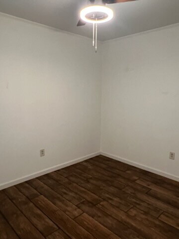 Building Photo - "Charming 3-Bed Home in Asheville with Coz...