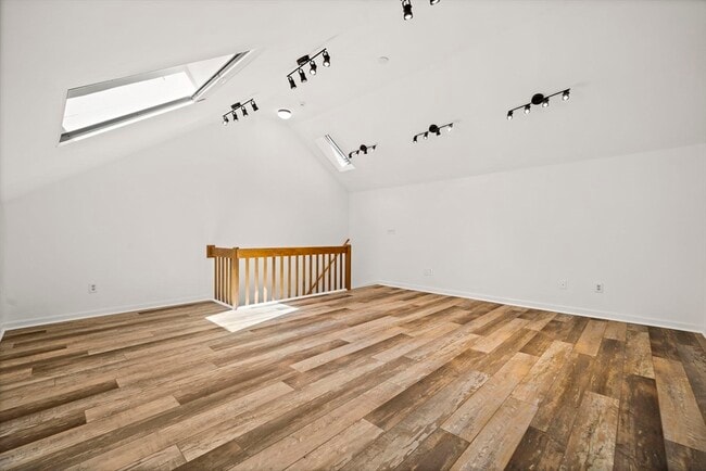 Building Photo - 849 Boston Post Rd E