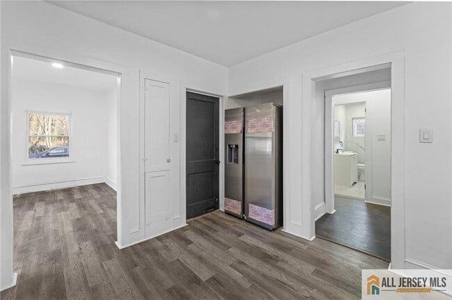 Building Photo - 29 Grant St