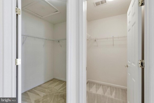 Building Photo - 24652 Siltstone Square