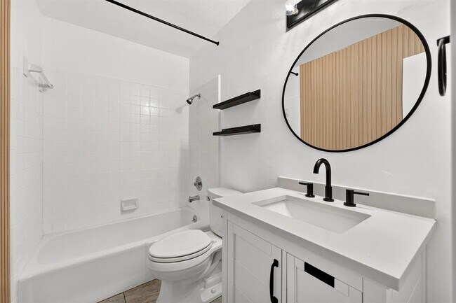 Building Photo - 1804 Stagecoach Trail