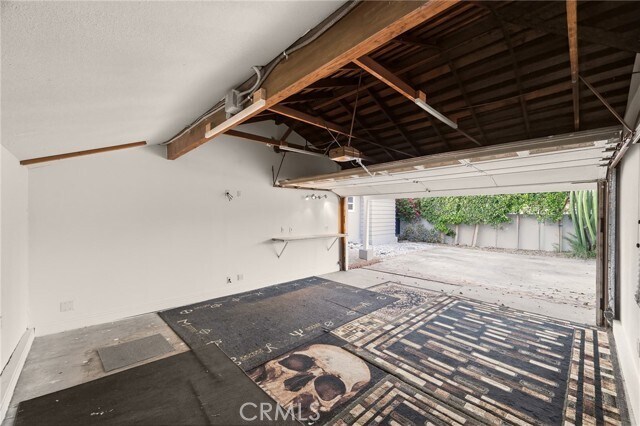 Building Photo - 6928 Vanscoy Ave