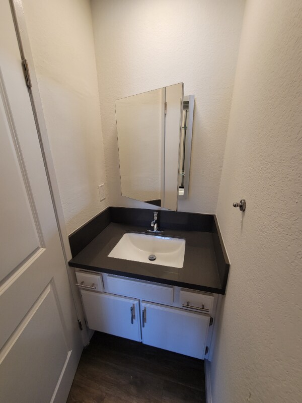 Building Photo - 4124 N Eagle Rock Blvd