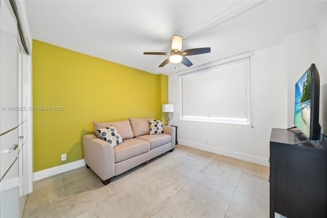 Building Photo - 2101 S Ocean Dr