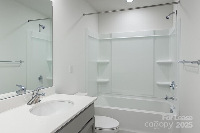 Building Photo - 6017 Northway Frst Dr