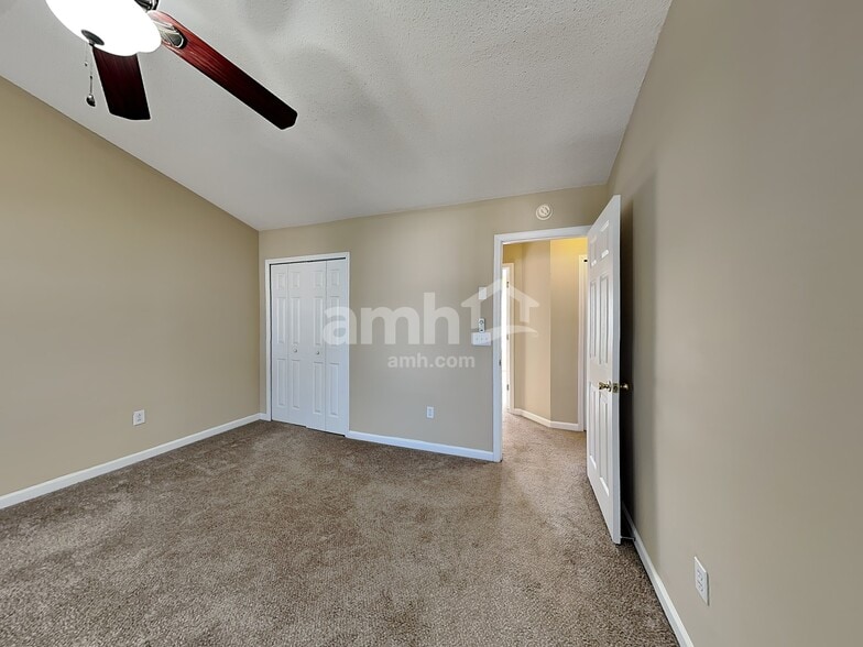 Building Photo - 108 Ashby Cross Ct