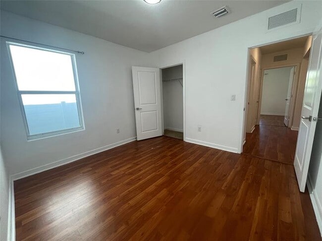 Building Photo - 1230 NW 208th St