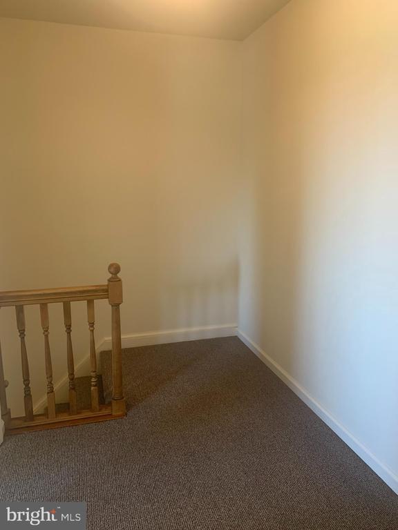 Building Photo - 205 N Linden Ave