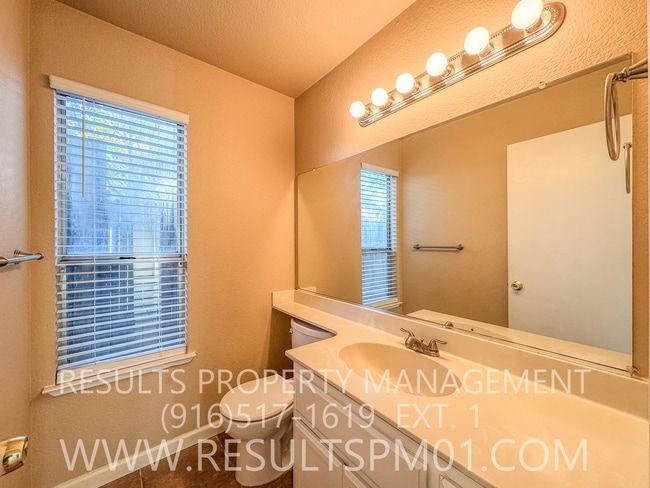 Building Photo - 4 Bedroom Rocklin Beauty. Pet Friendly